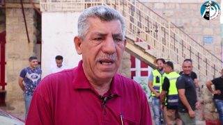 طواقم بلدية دورا تبدأ بإزالة التعديات وبناء أرصفة وجبه في شارع المسجد العمري وشارع موقف خرسا
