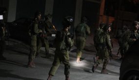 قوات الاحتلال تعتقل مواطنا من الخليل