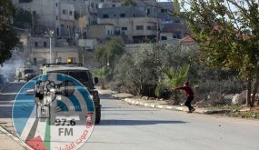 إصابات بالمطاط والاختناق عقب إغلاق الاحتلال مدخل بلدة قصرة
