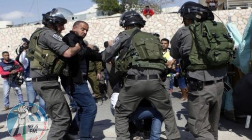 (محدث) القدس: الاحتلال يعتقل 13 مواطنا بينهم أمين عام المؤتمر الشعبي