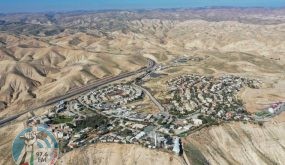 38 زعيم يهودي بريطاني يصدرون رسالة إدانة لخطط الضم الإسرائيلية
