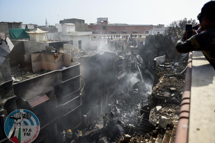 باكستان: مقتل 97 شخصًا في تحطم الطائرة المنكوبة