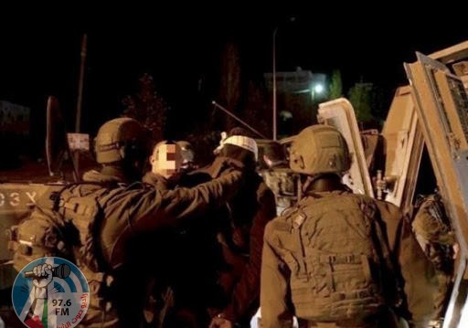 الاحتلال يعتقل 7 مواطنين ويستدعي آخرين من القدس