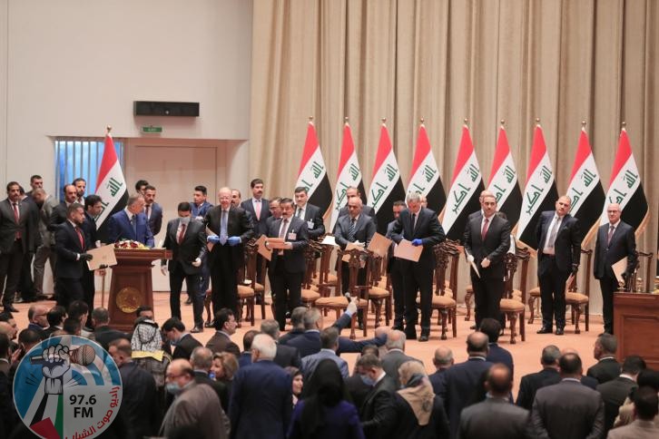 حكومة جديدة في العراق لمواجهة وضع اجتماعي ودبلوماسي مأزوم