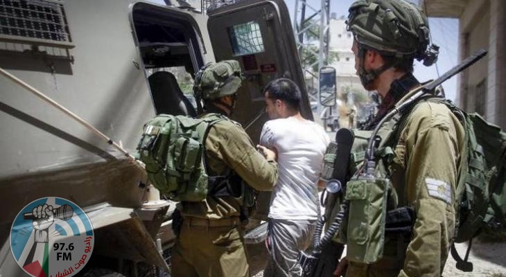 محدث: قوات الاحتلال تعتقل ثمانية مواطنين من الضفة بينهم مصاب