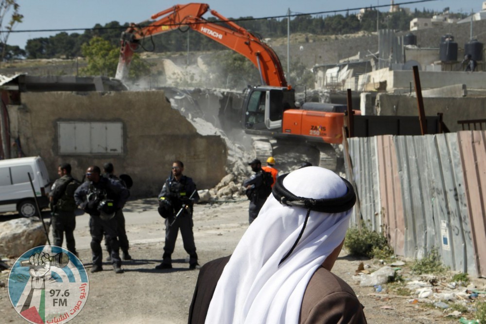 الاحتلال يهدم مسكنا شمال الخليل