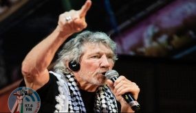 المغني البريطاني روجر ووترز: إسرائيل مسؤولة مباشرة عن مقتل المواطن الأمريكي جورج فلويد
