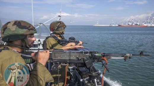 الاحتلال يهاجم الصيادين في بحر غزة ويتوغل شرق خان يونس