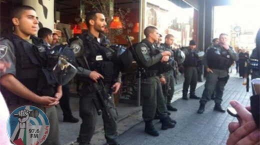 الاحتلال يقتحم مراكز ثقافية وفنية في القدس ويستولي على ملفات