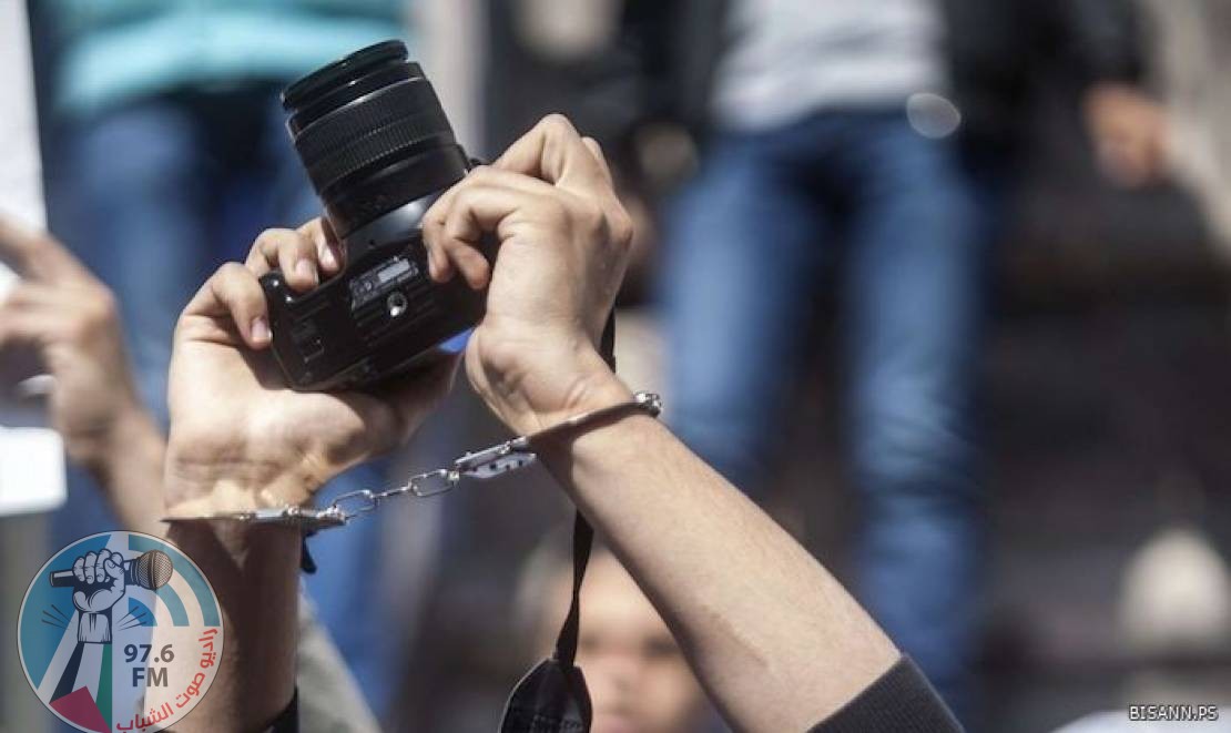 الهيئة المستقلة تدين احتجاز صحافيين في غزة