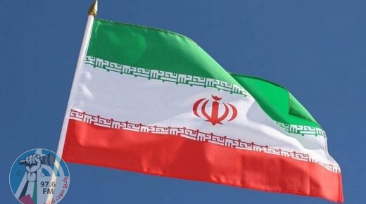 مسؤول إيراني يكشف اختلاس ما لا يقل عن 22 مليار دولار من العملات الأجنبية