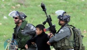 تقرير: الاحتلال اعتقل 429 فلسطينيا بينهم 32 طفلا في تموز المنصرم
