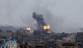 الطيران الحربي الإسرائيلي يشن غارات عنيفة على مواقع في قطاع غزة