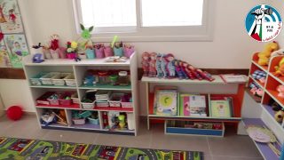 عائلة أبو عوض في الصره جنوب مدينة دورا تقوم ببناء روضه نموذجيه على نفقتها الخاصه .