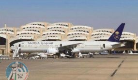 السعودية تمدد تعليق الطيران وإغلاق الحدود بسبب كوفيد -19
