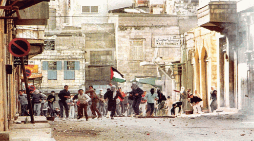 33 عاما على انتفاضة الحجارة