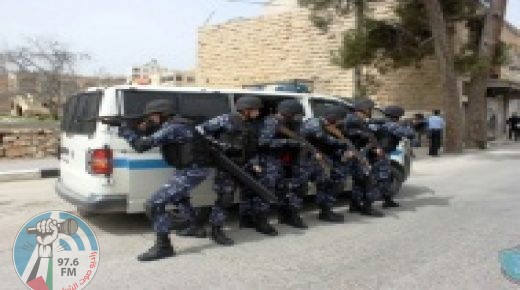 الشرطة تقبض على شخص منتحلا شخصية موظف حكومي في بيت لحم