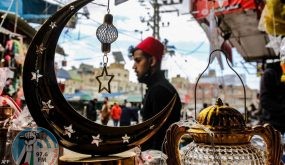 دول عربية تعلن أول أيام رمضان.. وأخرى تتحرى الليلة