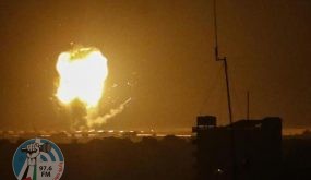 الاحتلال يصيب ثلاثة شبان بالرصاص ويقصف مواقع شرق غزة
