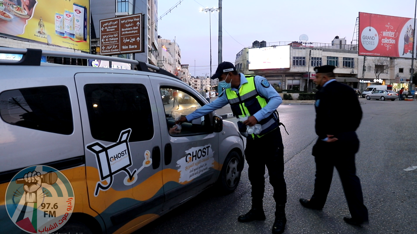 برنامج في ضيافة الفرسان يسلط الضوء على عمل عناصر الشرطة الفلسطينية خلال شهر رمضان المبارك