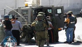 الاحتلال يعتقل ثلاثة مقدسيين بينهم أمين سر حركة فتح