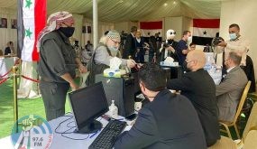 السوريون يدلون بأصواتهم بعد فتح مراكز الاقتراع في الانتخابات الرئاسية