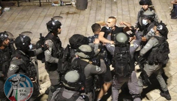 الشرطة الإسرائيلية تصعد حملتها ضد المتظاهرين نصرة للقدس والأقصى