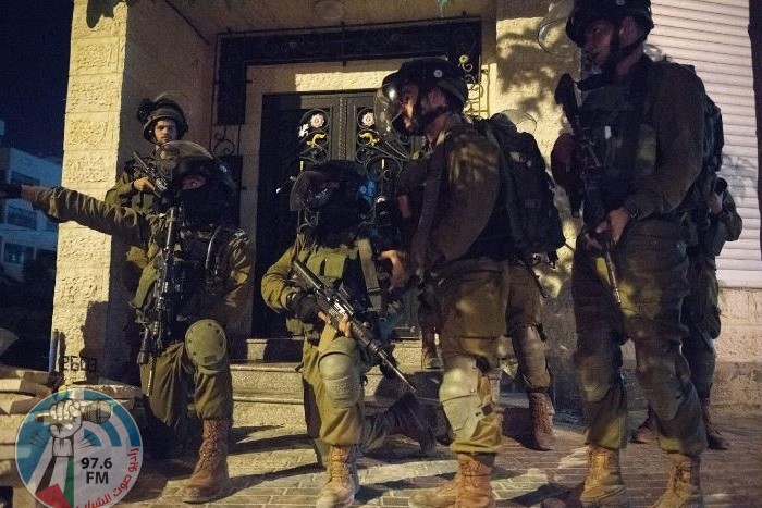 الاحتلال يعتقل شابا من بلدة تقوع شرق بيت لحم
