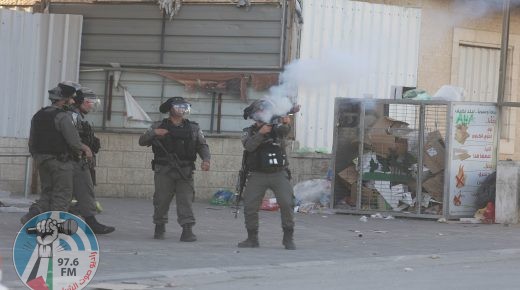 BETHLEHEM, WEST BANK - APRIL 04: Israeli security forces attack with tear gas and plastic bullet against protesters during a demonstration to show solidarity with hunger striker Palestinian prisoners those held in Israeli prisons in Betlehem, West Bank on April 04, 2017. (Photo by Issam Rimawi/Anadolu Agency/Getty Images)