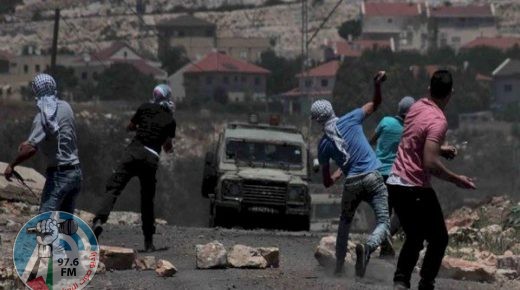 إصابات واعتقال شاب خلال مواجهات مع الاحتلال في كفر قدوم شرق قلقيلية