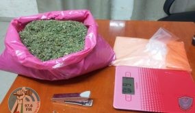 الشرطة تقبض على تاجر مخدرات وبحوزته أكثر من كيلو جرام من المواد المخدرة في الخليل