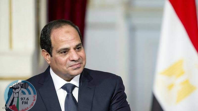السيسي : مشروع تطوير المحاور والطرق الجديدة سيحل أزمة في مصر لمدة 20 عاما