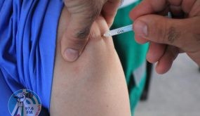 انطلاق حملة تطعيم طلبة المرحلة الثانوية في مدارس نابلس