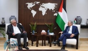 اشتية يجدد مطالبته المجتمع الدولي بالضغط على “إسرائيل” للالتزام بالقانون والشرعية الدولية