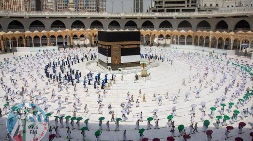السعودية تعلن عن موعد استقبال المعتمرين وتكشف عن أعدادهم