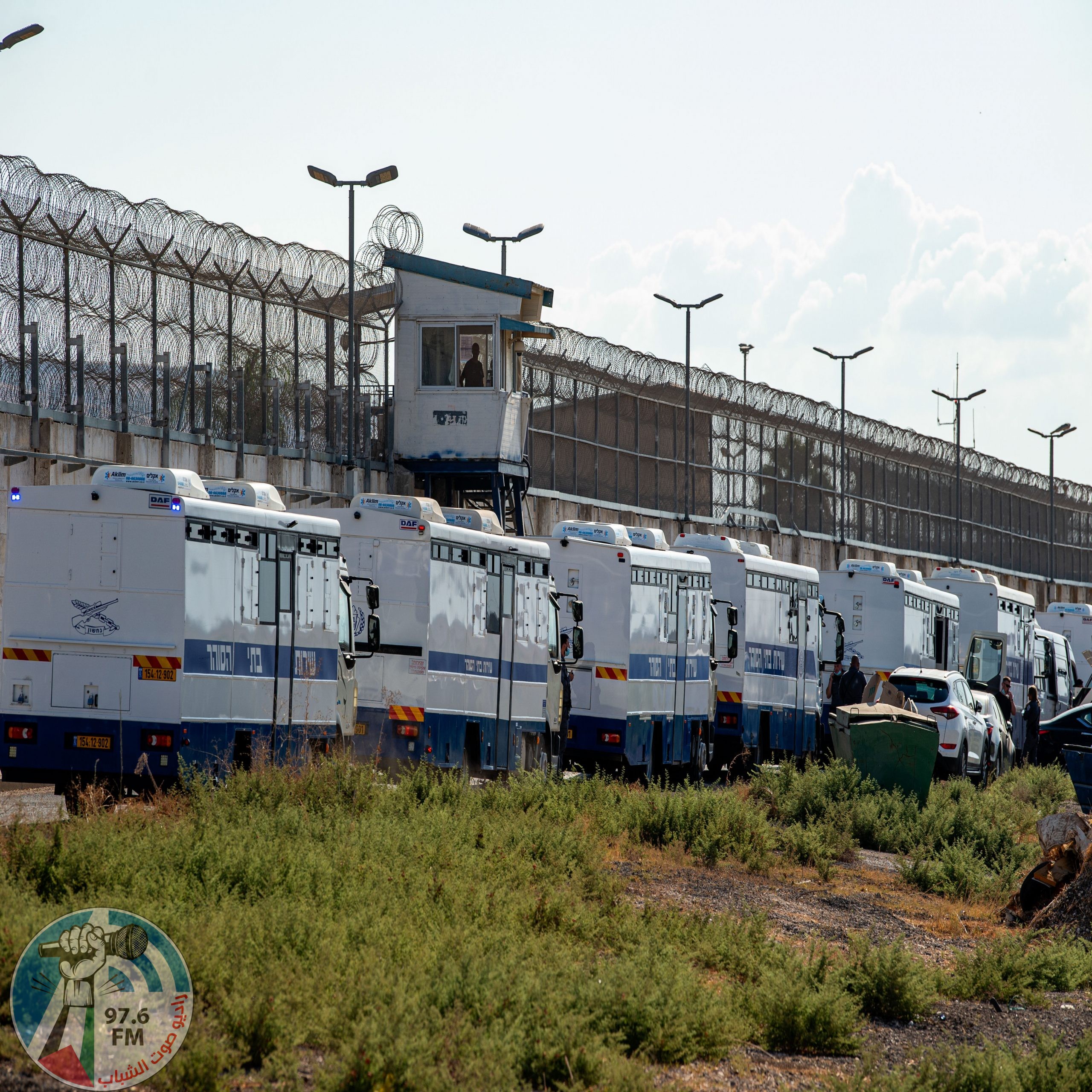 (210907) -- JERUSALEM, Sept. 7, 2021 (Xinhua) -- Members of the Israel Police, Division of Identification and Forensic Science, search for evidence in a field near the Gilboa Prison, northern Israel, Sept. 6, 2021. Six Palestinian prisoners escaped from a prison in Israel on Monday, prompting a massive manhunt, Israeli authorities said. (Photo by Gil Eliyahu/JINI via Xinhua )