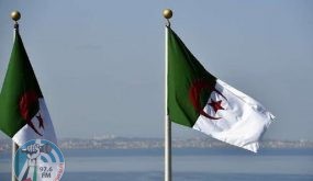 “الخارجية”: اعلان للمواطنين والطلبة الراغبين بالسفر إلى الجزائر
