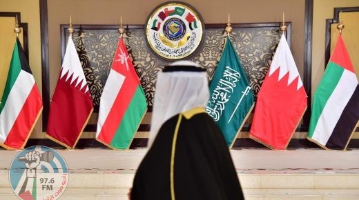 الكويت تطلب من القائم بالأعمال اللبناني المغادرة وتستدعي سفيرها في بيروت
