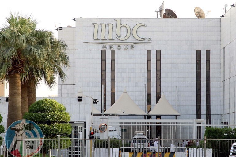 بسبب تصريحات قرداحي.. “MBC” تعتزم إغلاق مكاتبها في لبنان
