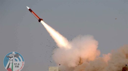 كوريا الشمالية أطلقت الصاروخ البالستي “على الأرجح من غواصة”