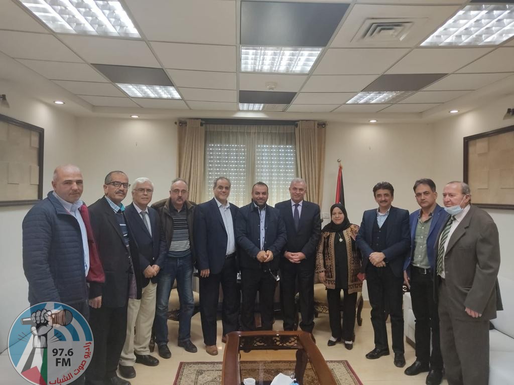 أبو عمرو يبحث مع اتحاد الكتّاب القضايا المتعلقة بتفعيل الاتحاد والعقبات التي تواجه عمله