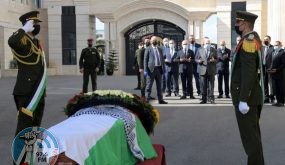 الرئيس في الذكرى الأولى لرحيل القائد عريقات: رحيلك يمثّل خسارة كبيرة لفلسطين وشعبنا