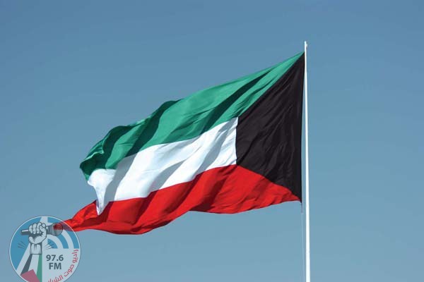 أمير الكويت يقبل استقالة الحكومة ويكلفها بتصريف الأعمال