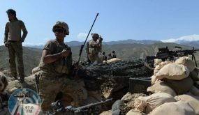 In this photograph taken on April 11, 2017, US soldiers take up positions during an ongoing an operation against Islamic State (IS) militants in the Achin district of Afghanistan's Nangarhar province.
An American special forces soldier has been killed while conducting operations against the Islamic State group in Afghanistan, the US military said. The US-backed Afghan military has vowed to wipe out the group in its strongholds in the eastern province of Nangarhar as IS challenges the more powerful Taliban on its own turf. / AFP PHOTO / NOORULLAH SHIRZADA (Photo credit should read NOORULLAH SHIRZADA/AFP/Getty Images)