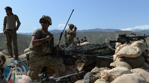 In this photograph taken on April 11, 2017, US soldiers take up positions during an ongoing an operation against Islamic State (IS) militants in the Achin district of Afghanistan's Nangarhar province.
An American special forces soldier has been killed while conducting operations against the Islamic State group in Afghanistan, the US military said. The US-backed Afghan military has vowed to wipe out the group in its strongholds in the eastern province of Nangarhar as IS challenges the more powerful Taliban on its own turf. / AFP PHOTO / NOORULLAH SHIRZADA (Photo credit should read NOORULLAH SHIRZADA/AFP/Getty Images)