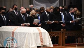 (L to R) US President Joe Biden, First Lady Dr. Jill Biden, former President Barack Obama, former First Lady Michelle Obama, former President George W. Bush and former First Lady Laura Bush attend the funeral service of former Secretary of State Colin Powell at Washington National Cathedral on November 05, 2021 in Washington, DC.  Powell who was battling a rare blood cancer, died last month at 84 from complications related to Covid-19. (Photo by Brendan SMIALOWSKI / AFP)