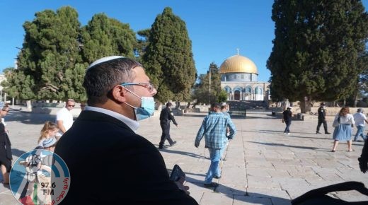 عضو الكنيست بن غفير يقتحم المسجد الأقصى
