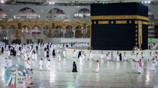 السعودية تعلن عن تفاصيل حجز تصاريح العمرة لشهر يناير