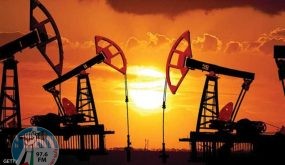 ضبابية “أوميكرون” تكبد النفط خسارة أسبوعية