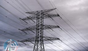 FIGUERES, SPAIN - FEBRUARY 17: A electricity transmission pylon stands on February 17, 2015 near Figueres, Spain. France and Spain inaugurate the newly combined electrecity project on February 20 which will connect both countries after thirty years of demands by the Spanish Goverment, allowing an increase of opportunities for operations with renewable energies. This project has been funded to the amount of 225 million euros by the European Energy Program for Recovery. The new interconnection line will double its total commercial exchange capacity from 1,400 megawatts to 2,800, reaching the 6% of the current maximum demand in Spain instead of the 10% recommended by the UE. (Photo by David Ramos/Getty Images)